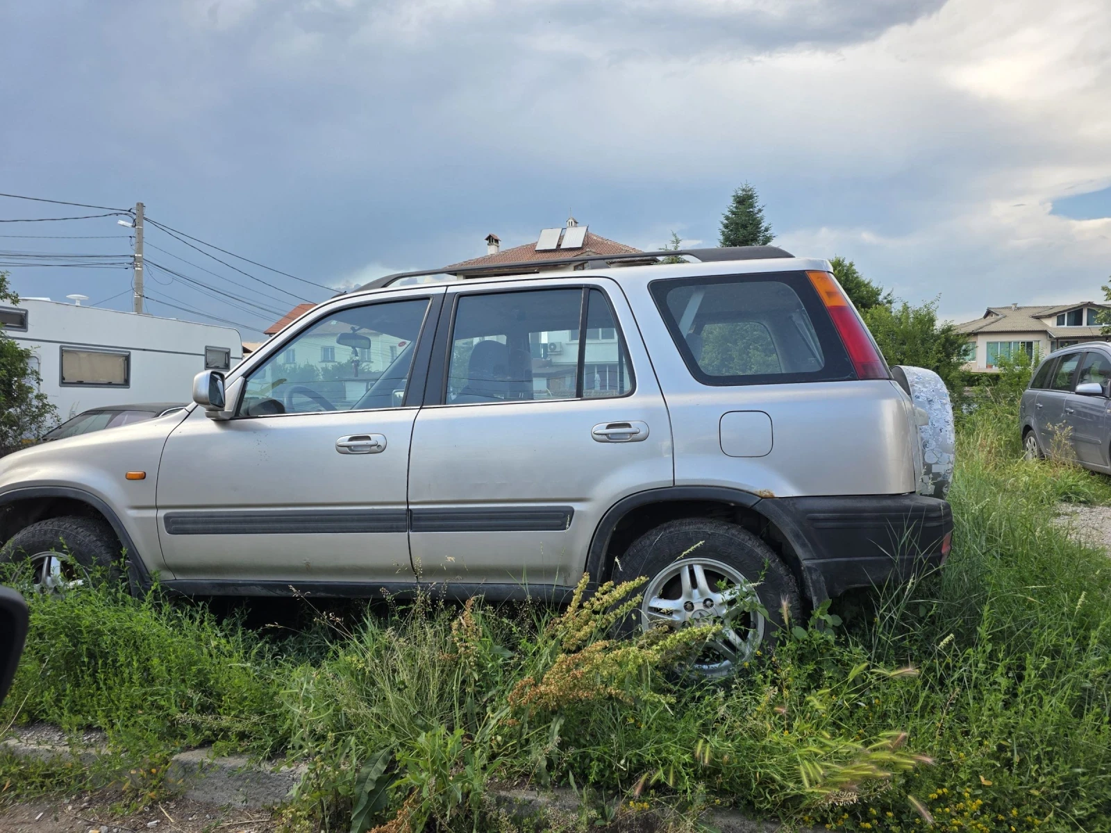 Honda Cr-v 128кс Автоматик ЗА ЧАСТИ, снимка 3 - Автомобили и джипове - 54988786