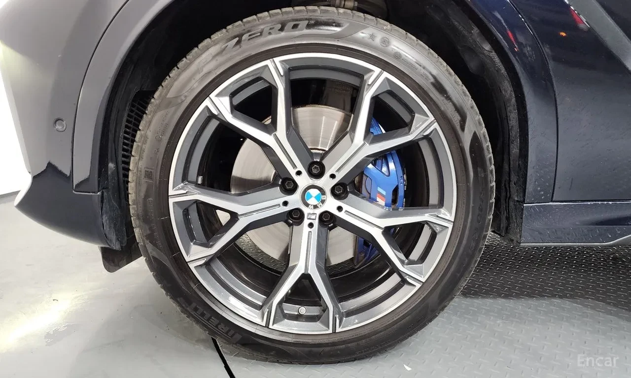BMW X6 xDrive40i | HARMAN&K| HUD| M Exhaust| SOFT| LASER, снимка 6 - Автомобили и джипове - 55588733