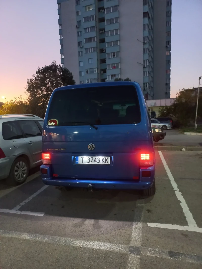 VW Caravelle, снимка 9 - Бусове и автобуси - 47268828