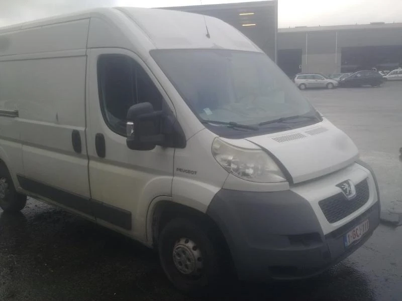 Peugeot Boxer 2.2 HDi, снимка 2 - Бусове и автобуси - 32904299