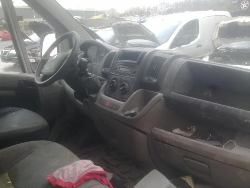 Peugeot Boxer 2.2 HDi, снимка 3 - Бусове и автобуси - 32904299