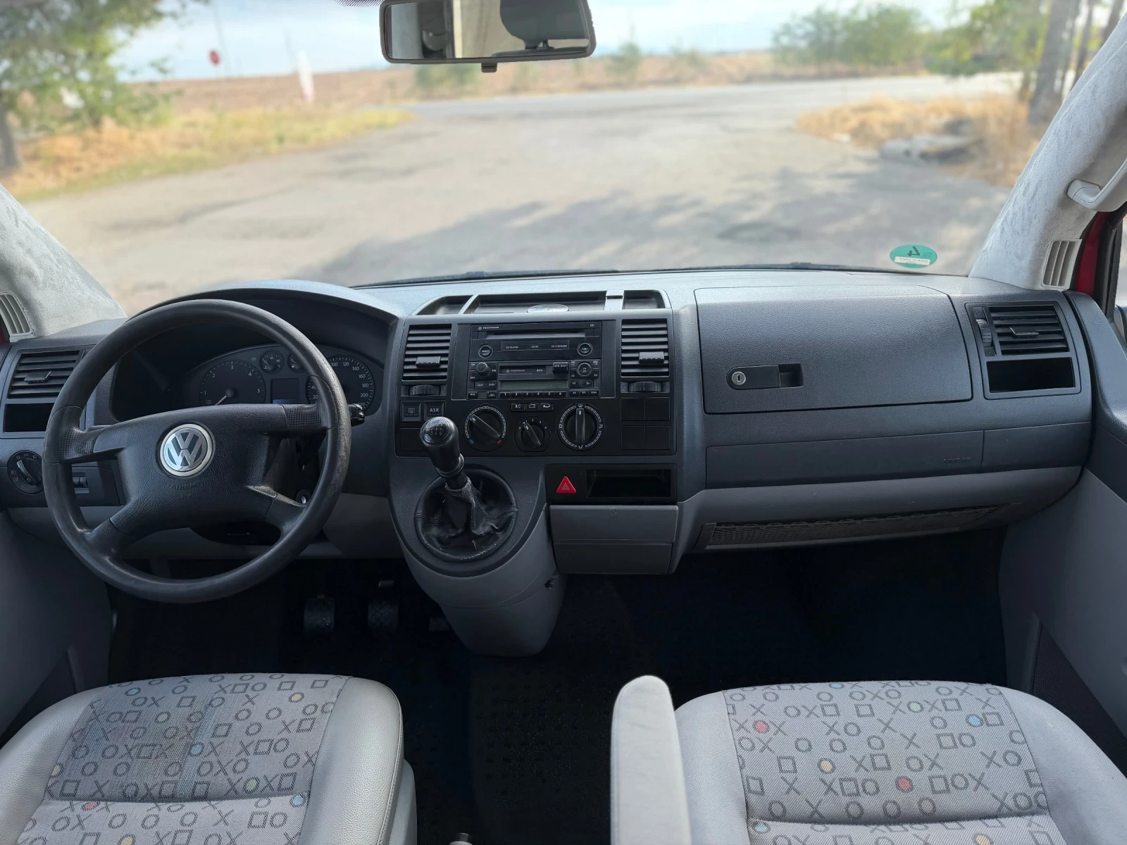 VW T5 2.5 TDI * 174 к.с * Климатик * 6 скорости, снимка 14 - Бусове и автобуси - 56248571