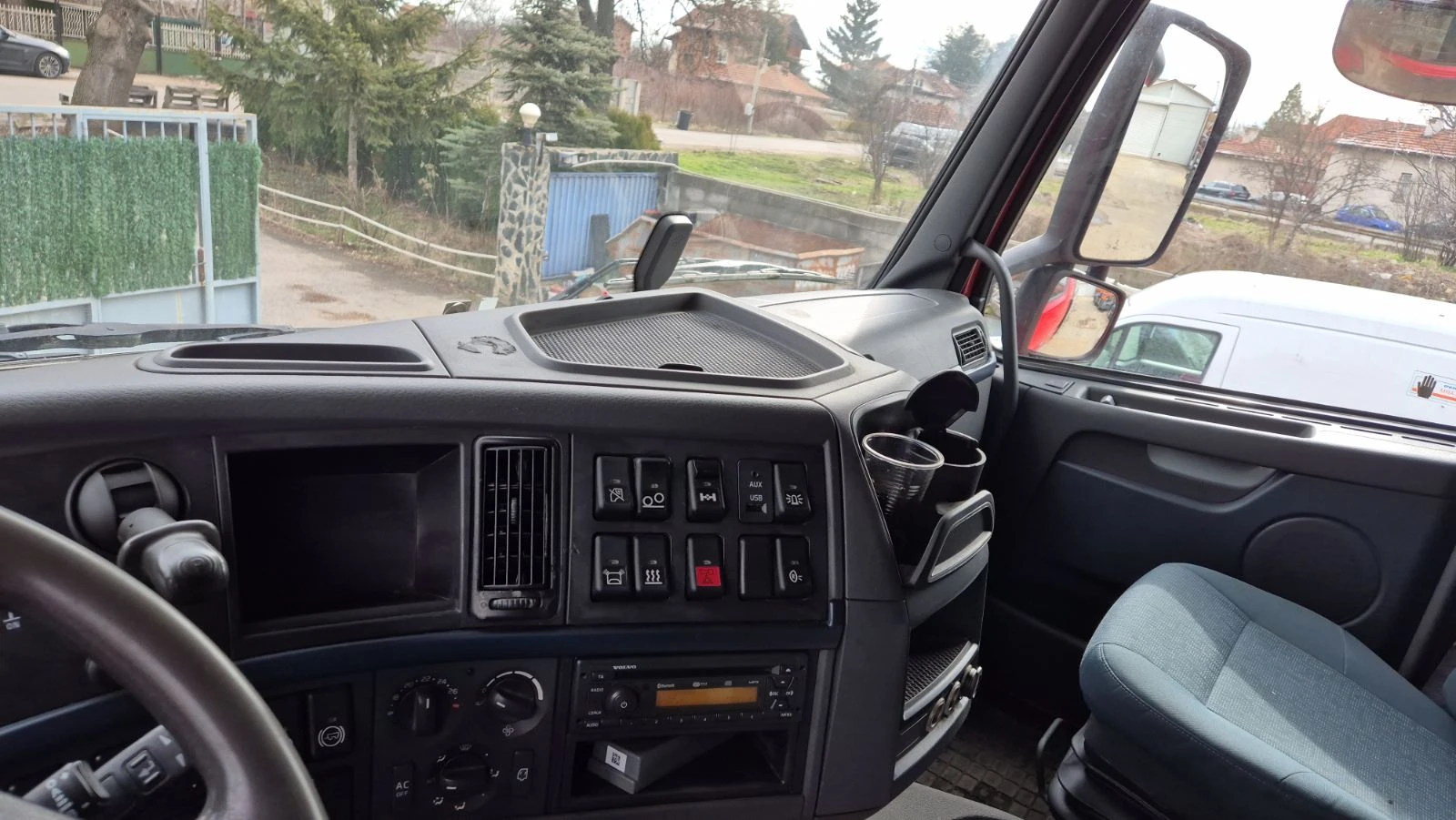 Volvo Fh 500  6x2 - изображение 7