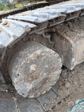 Багер Hyundai HX 220 L, снимка 10