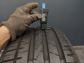 Гуми Летни 225/40R18, снимка 4