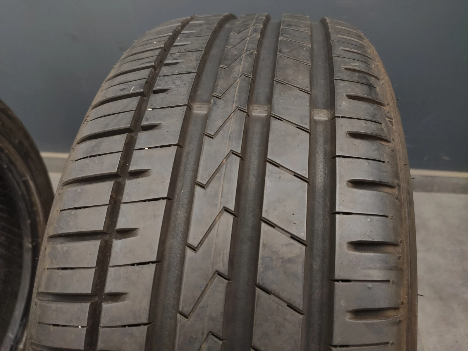  225/40R18 | Mobile.bg   3