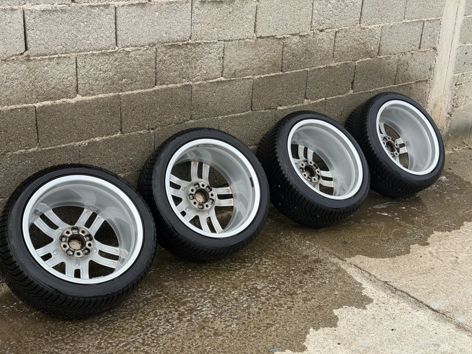 ���� � ������ 245/40R18 | Mobile.bg � ����������� 5