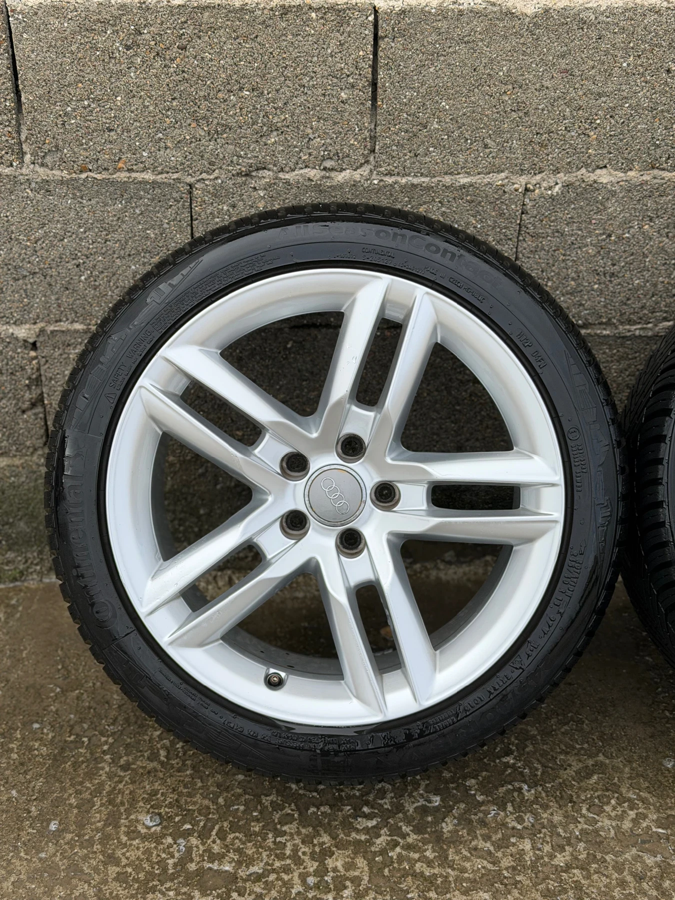 ���� � ������ 245/40R18 | Mobile.bg � ����������� 4