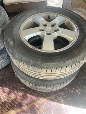        215/65R16  Hyundai Tucson