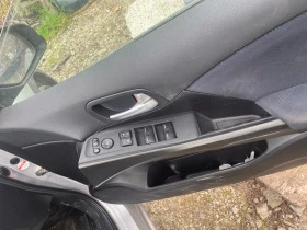 Honda Civic 1.6д, снимка 9