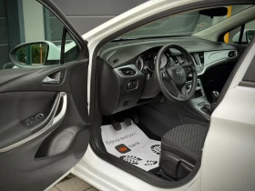 Opel Astra 1.2i * CarPlay* LED* Сервизна История* , снимка 7