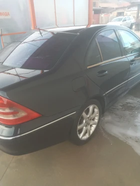 Mercedes-Benz C 270, снимка 12