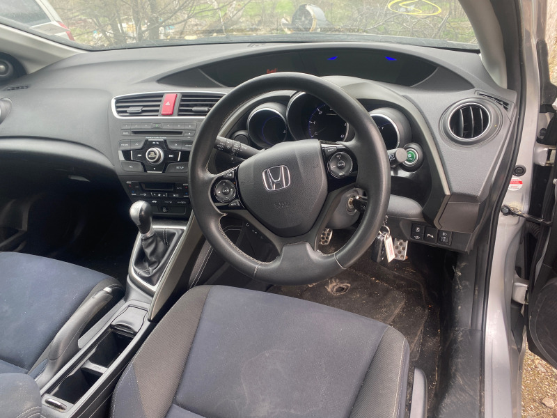 Honda Civic 1.6д, снимка 8 - Автомобили и джипове - 45003363