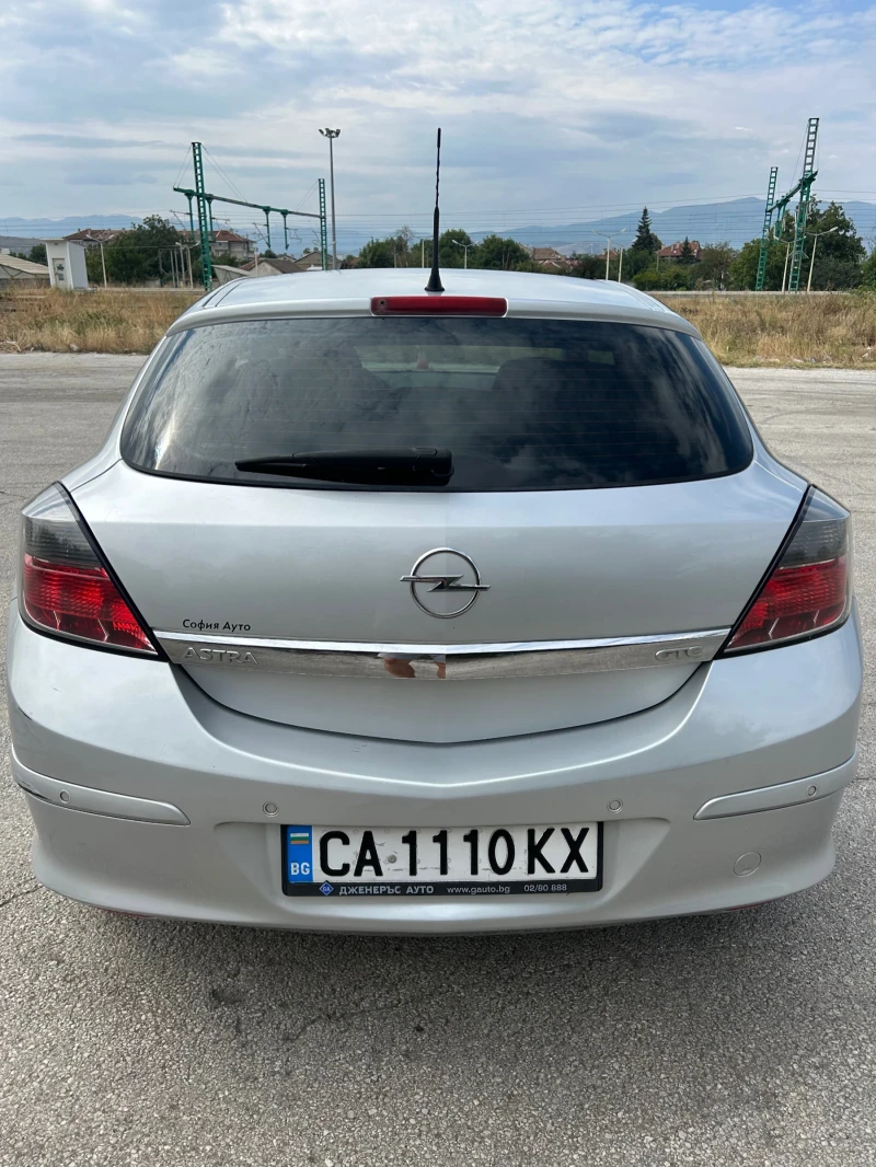 Opel Astra Astra H GTC 1.6 Ecotec , снимка 9 - Автомобили и джипове - 47066025