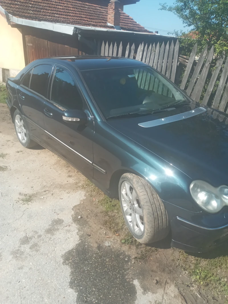 Mercedes-Benz C 270, снимка 8 - Автомобили и джипове - 47606156