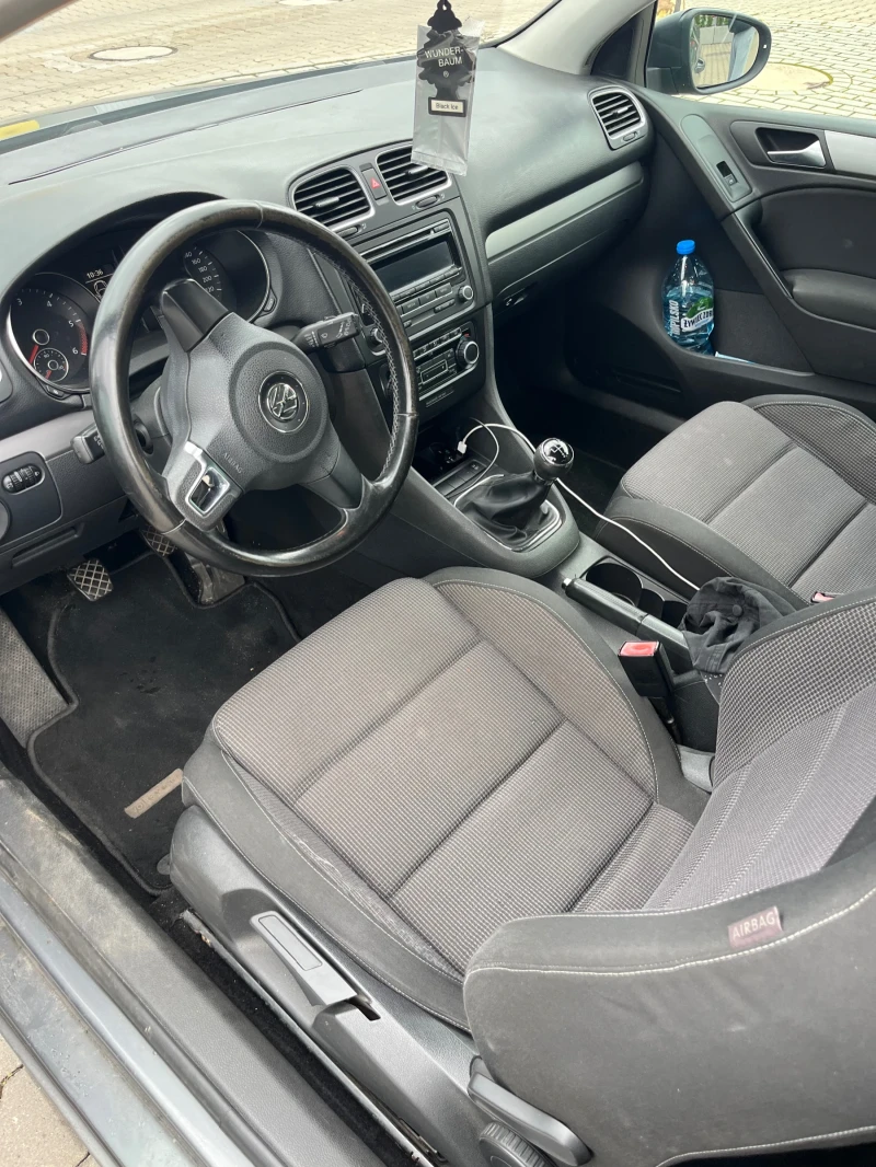 VW Golf 2.0 tdi, снимка 3 - Автомобили и джипове - 47733395