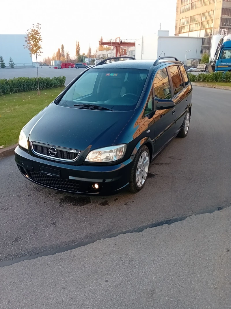 Opel Zafira 2.0т face swiss, снимка 5 - Автомобили и джипове - 47807544