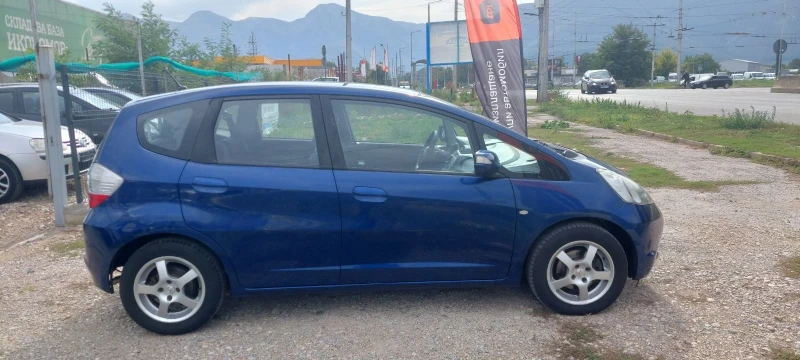 Honda Jazz, снимка 13 - Автомобили и джипове - 48948024