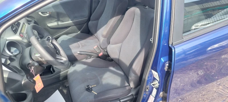 Honda Jazz, снимка 12 - Автомобили и джипове - 48948024