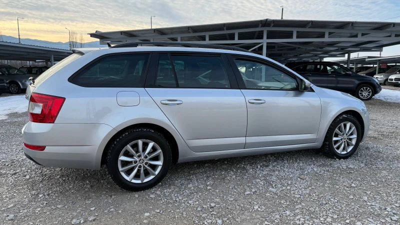 Skoda Octavia 1.6TDI-110к.с.-NAVI-EURO 6B-ВНОС ИТАЛИЯ, снимка 3 - Автомобили и джипове - 49241994