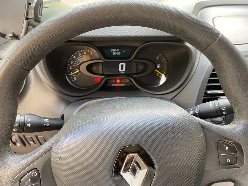 Renault Captur 0.9 TCe, снимка 10 - Автомобили и джипове - 52486516