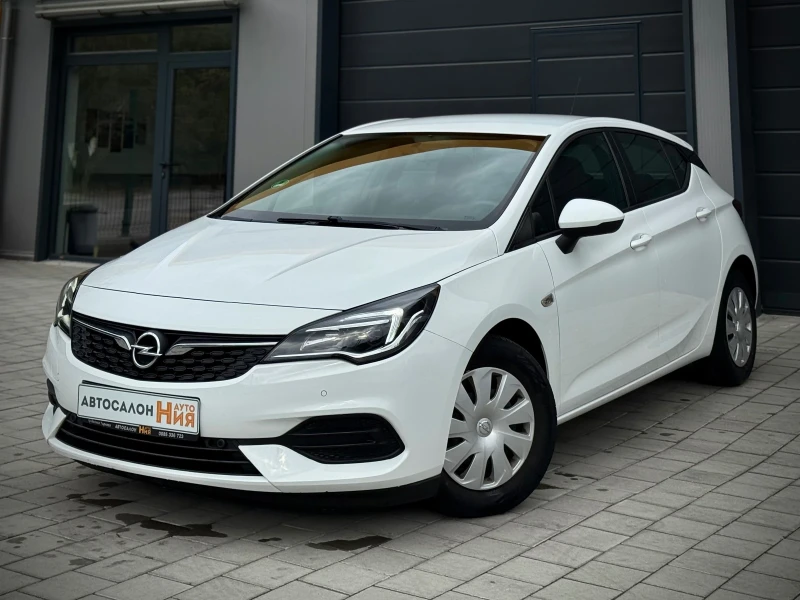 Opel Astra 1.2i * CarPlay* LED* Сервизна История* 