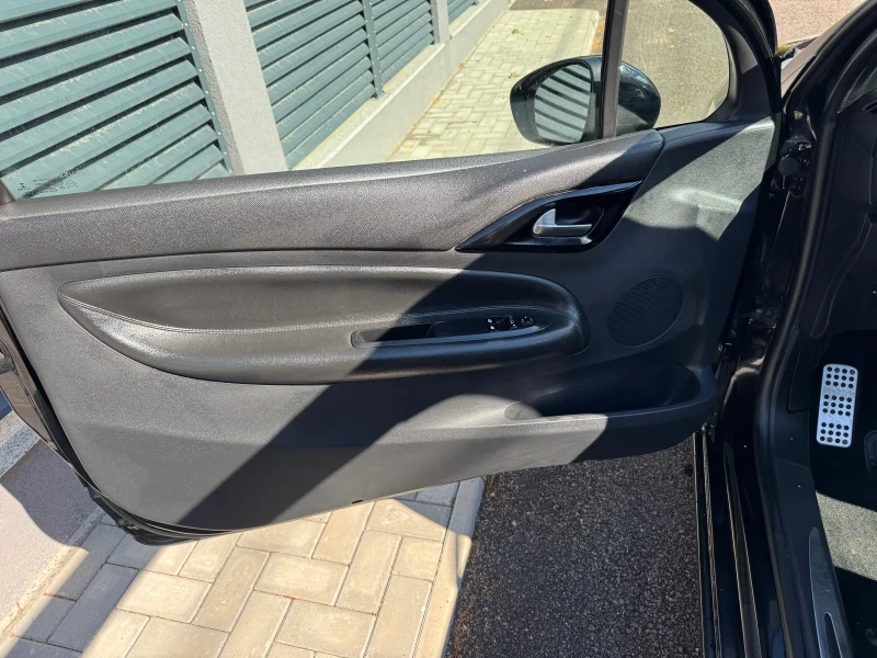Citroen DS3 CABRIO* 1.6hdi 92hp* КОЖА* LED* КЛИМА* 6.2014г, снимка 9 - Автомобили и джипове - 52001113