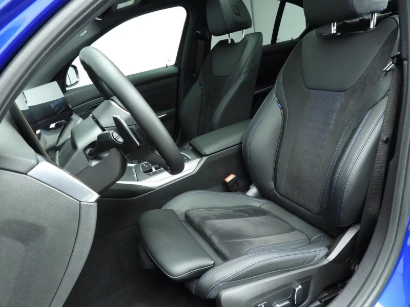 BMW 330 Sedan 330d xDrive | M-Sport, снимка 4 - Автомобили и джипове - 52072631