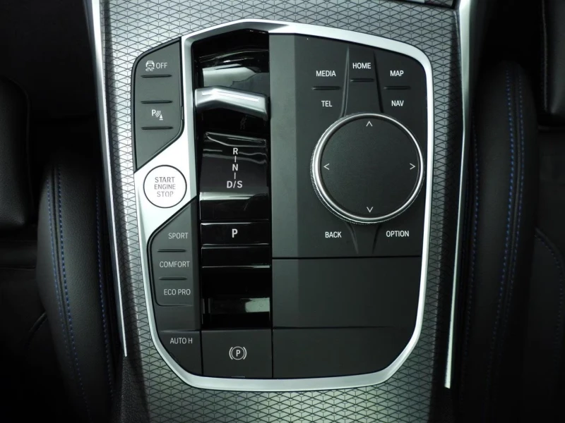 BMW 330 Sedan 330d xDrive | M-Sport, снимка 9 - Автомобили и джипове - 52072631