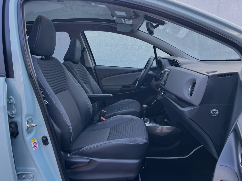 Toyota Yaris 1.5HSD by Glamour ПРОЧЕТИ ОПИСАНИЕТО, снимка 11 - Автомобили и джипове - 53329239
