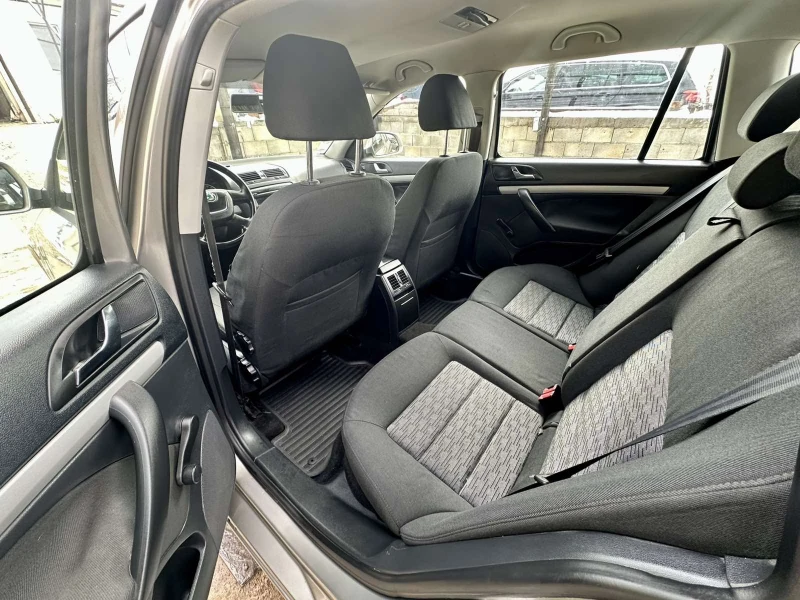 Skoda Octavia 2.0 TDI 140 кс, снимка 13 - Автомобили и джипове - 53384297