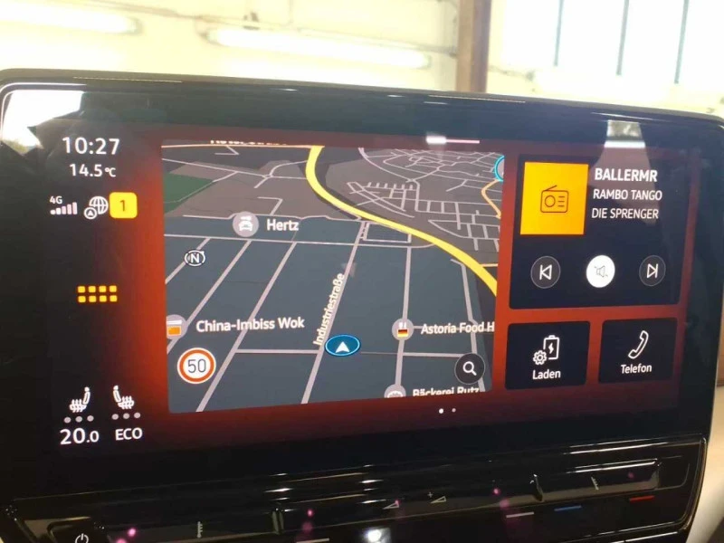 VW ID.4 PRO/82Kwh/ТЕРМОПОМПА/360/KEYLESS/MEMORY/HUD/PANO, снимка 7 - Автомобили и джипове - 55532701