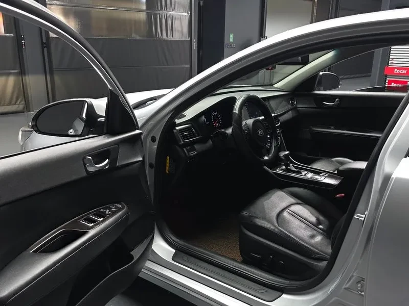 Kia K5 2.0 Mx Noblesse, снимка 10 - Автомобили и джипове - 55847481
