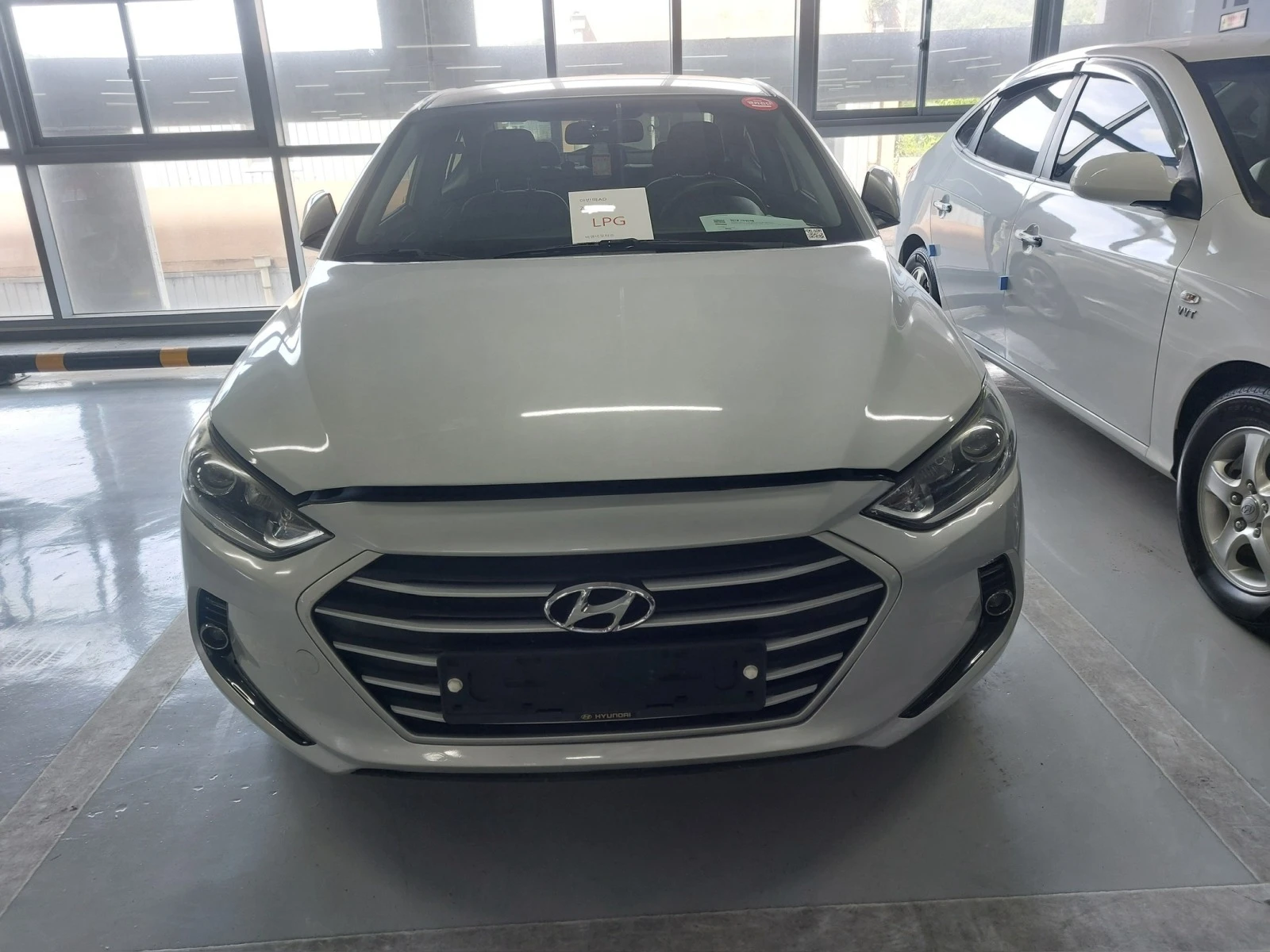 Hyundai Elantra 2.0i газ подгрев, навигация, Гаранция - изображение 2