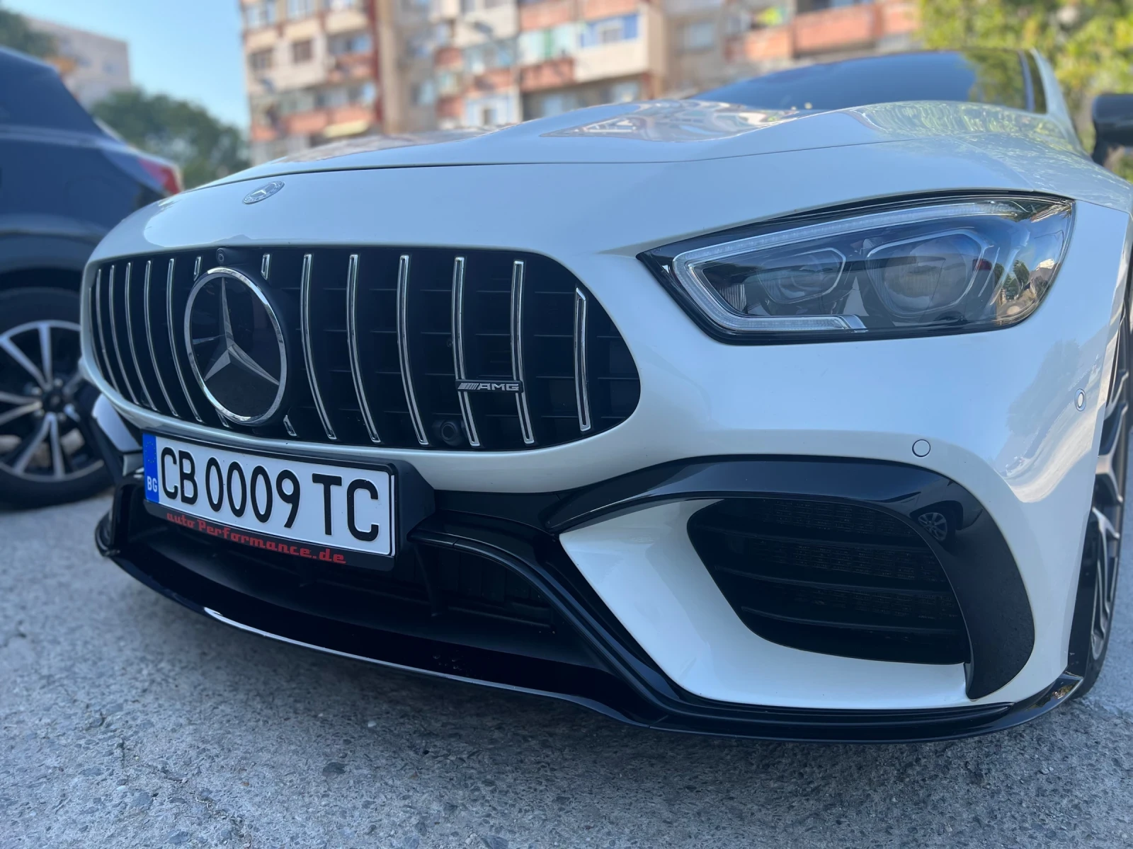 Mercedes-Benz GT 63 S - Carbon Ceramic - V8 - 4MATIC - изображение 2