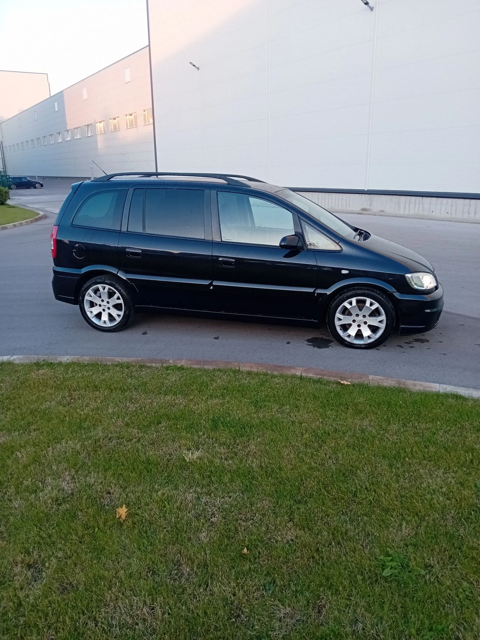 Opel Zafira 2.0т face swiss - изображение 3