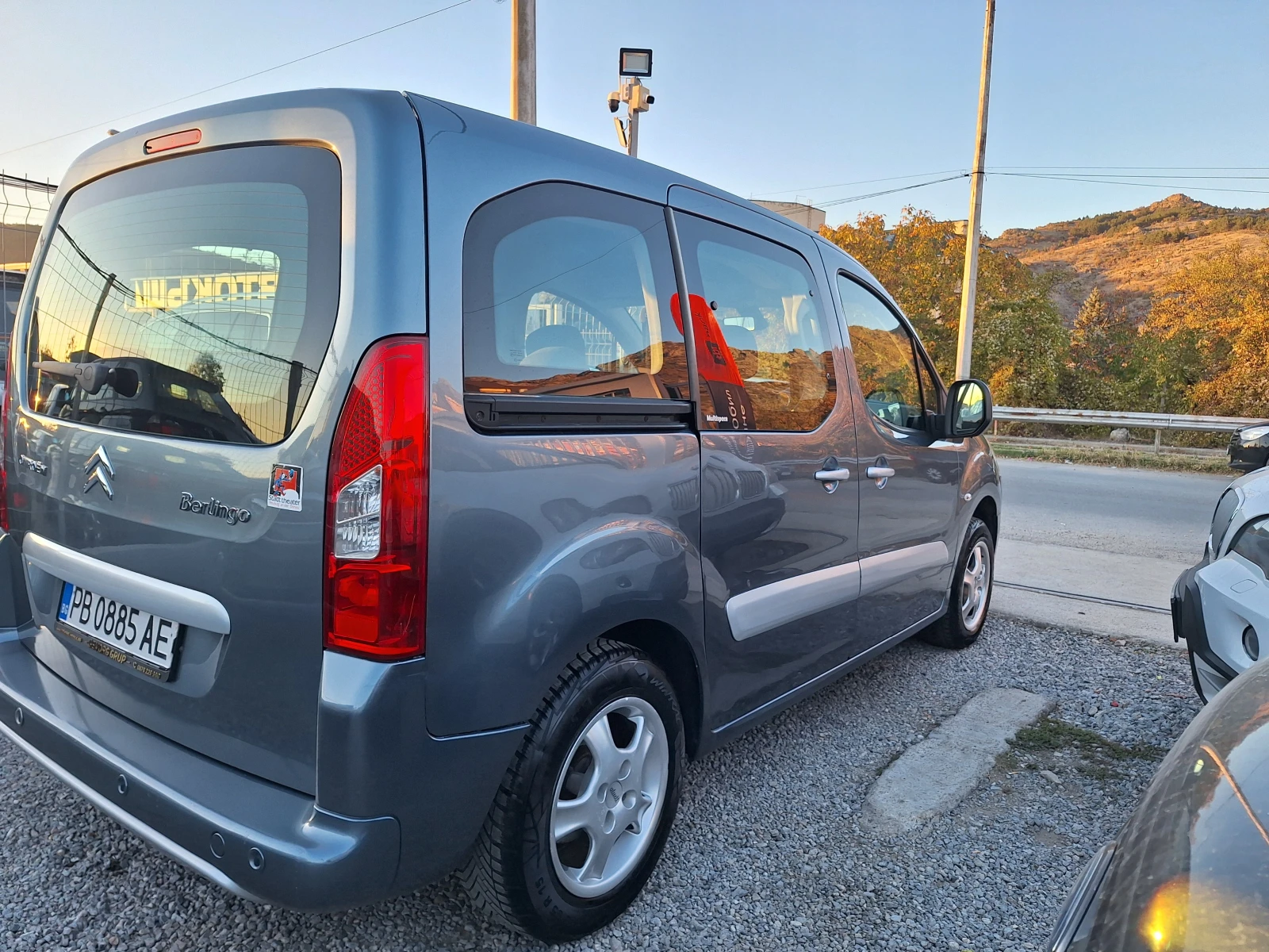 Citroen Berlingo 1.6  НАПЪЛНО ОТСЛУЖЕН  - изображение 4