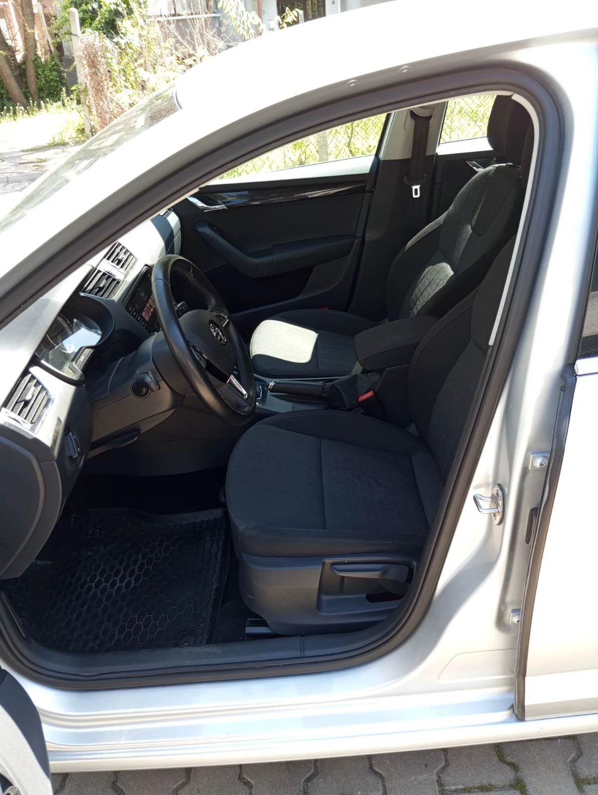 Skoda Octavia 1.6 Tdi - изображение 8