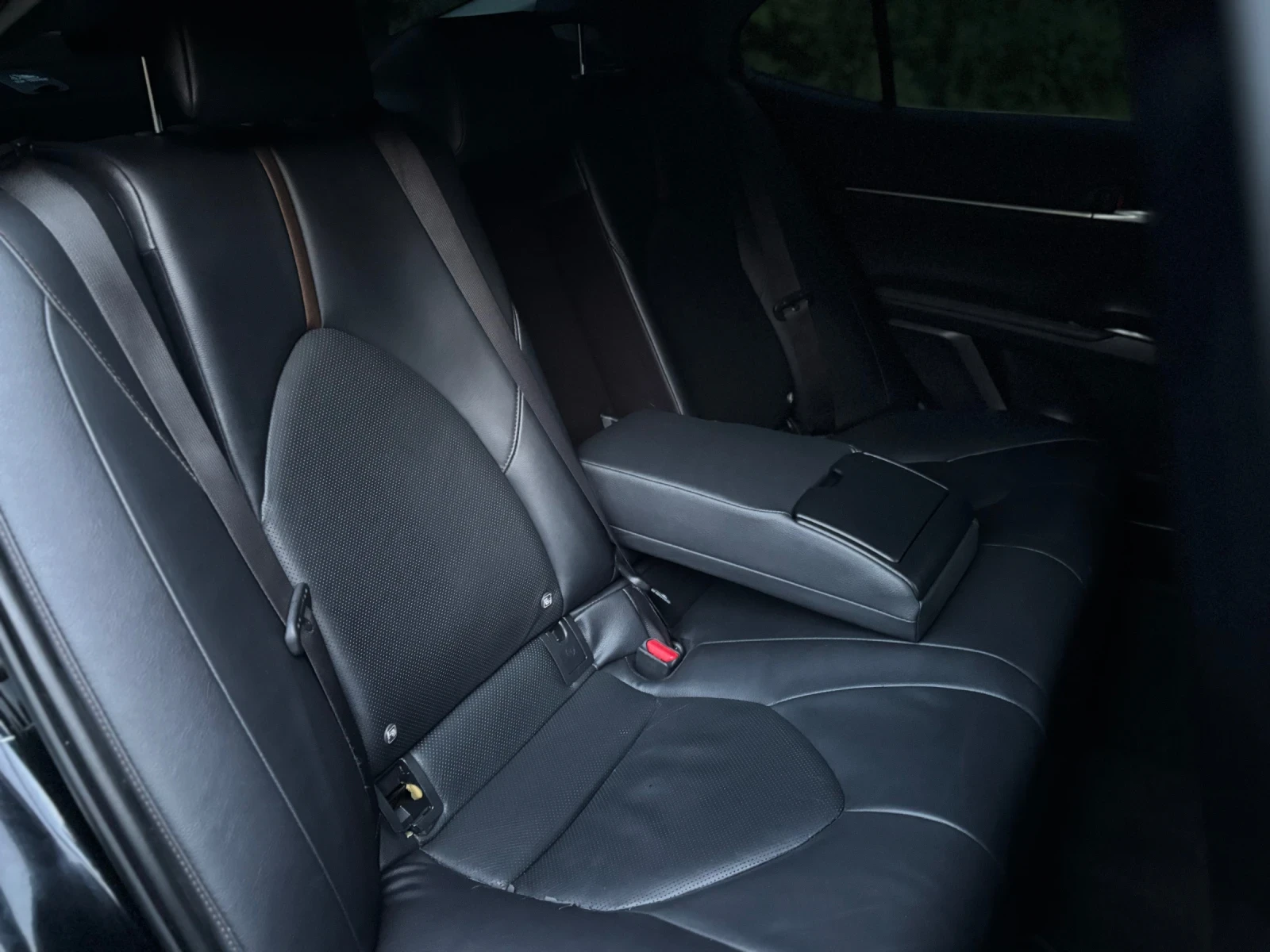 Toyota Camry 2.5 Hybrid | Mobile.bg — изображение 12