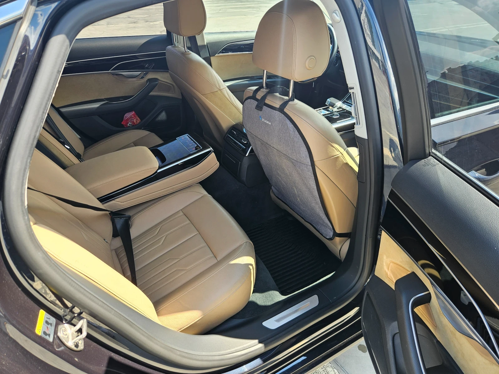 Audi A8  - изображение 8