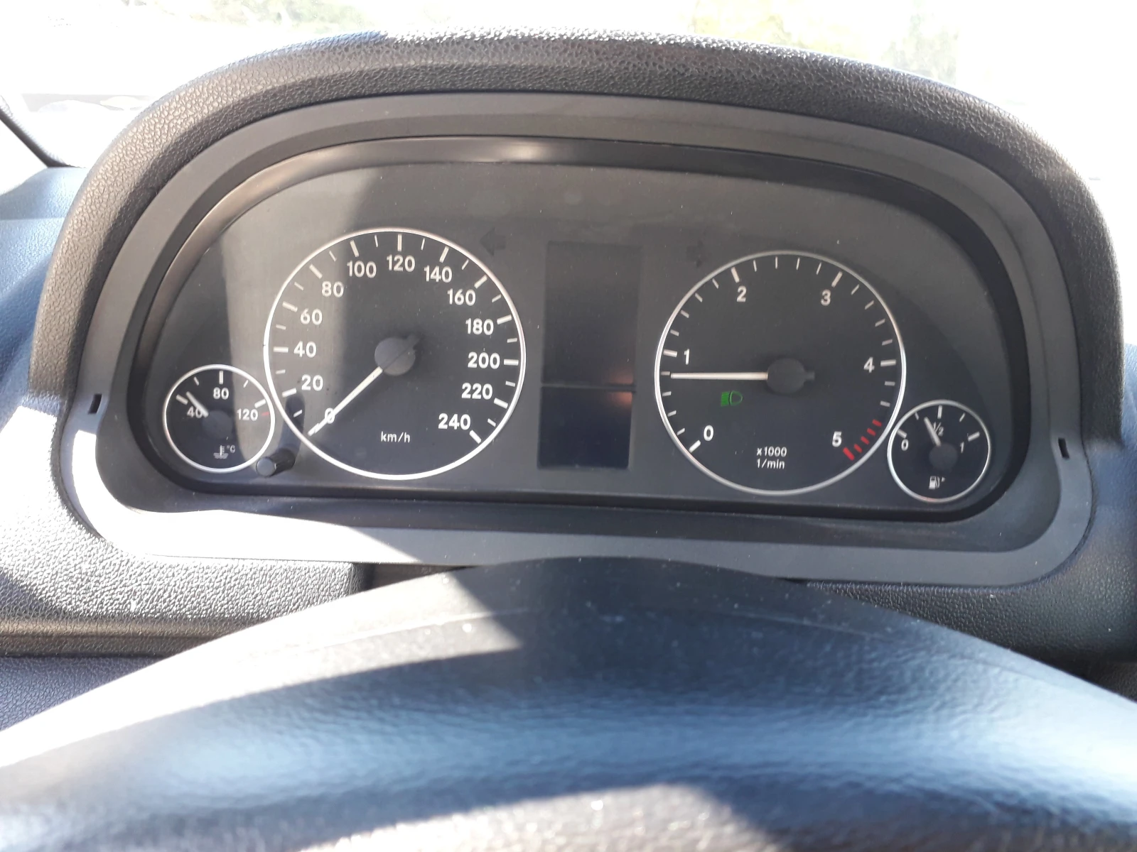 Mercedes-Benz A 160  - изображение 6