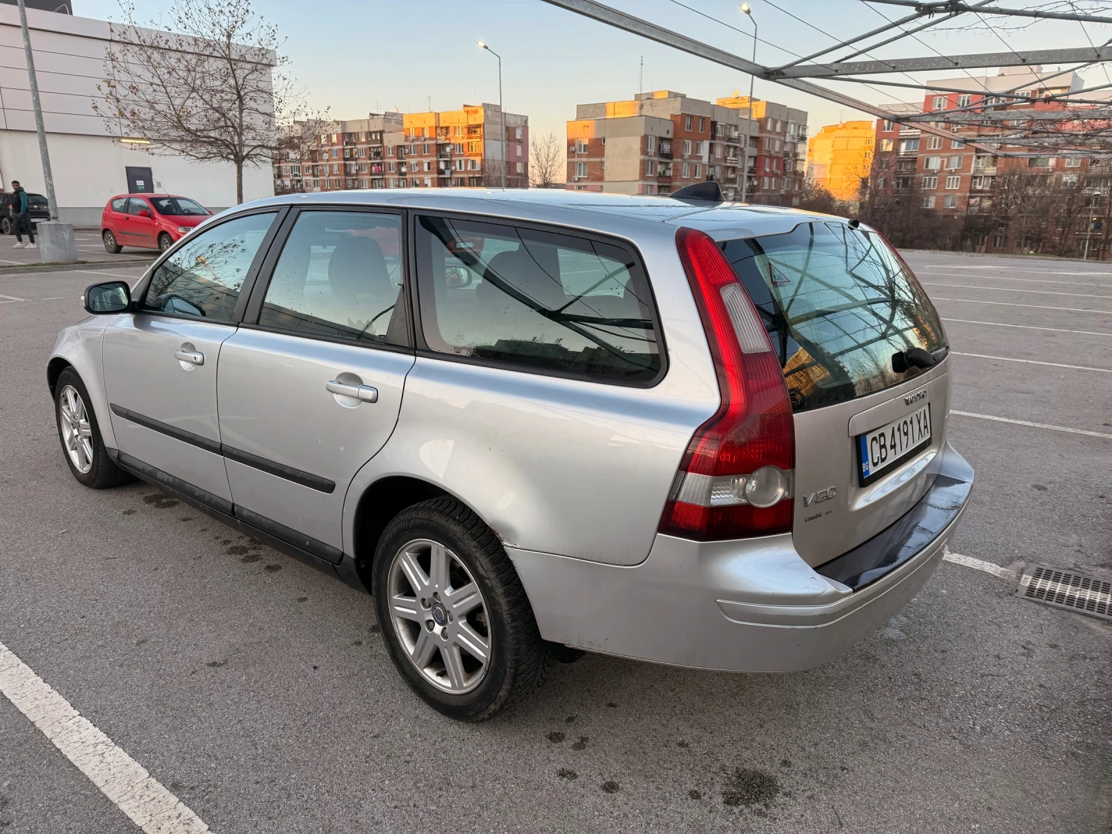 Volvo V50  - изображение 5