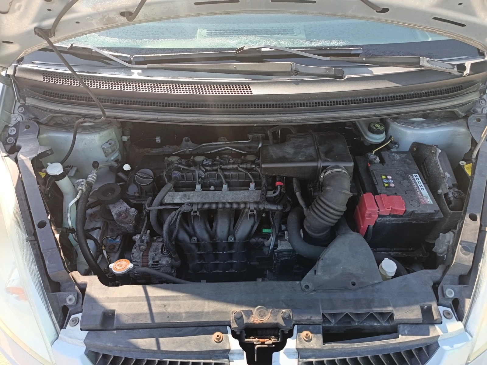 Mitsubishi Colt 1.3 бензин 96кс - изображение 9