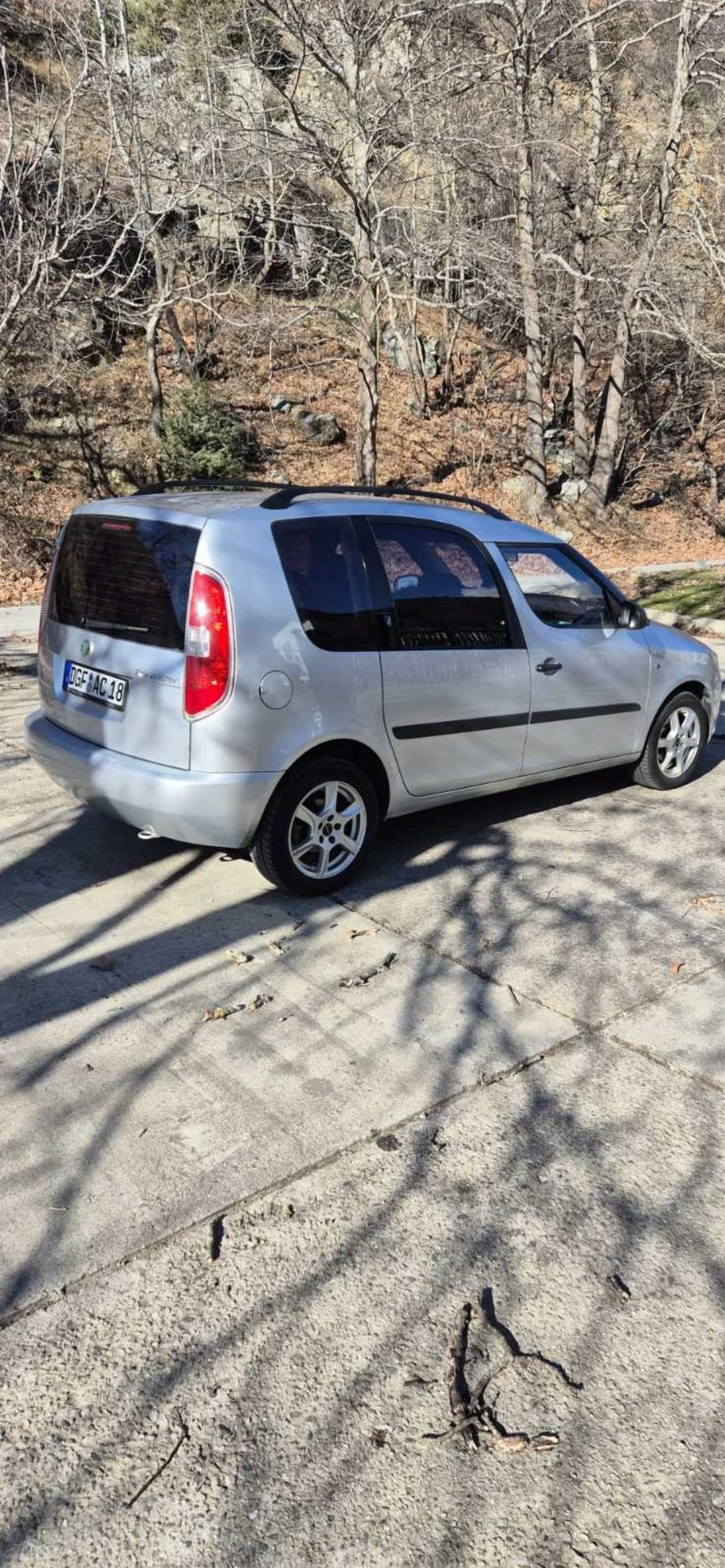 Skoda Roomster 1.4i - изображение 2