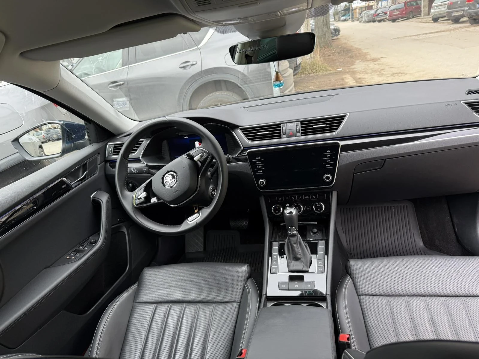 Skoda Superb L&K 2.0 TSI 190HP | Mobile.bg � ����������� 11