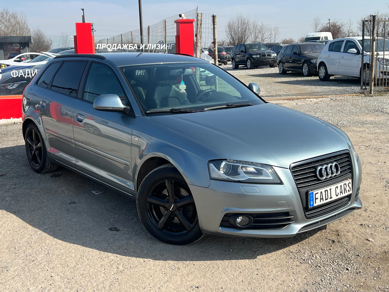 Audi A3 ТОП!!! СОБСТВЕН ЛИЗИНГ!!!! ! 100% Одобрение, снимка 2 - Автомобили и джипове - 53709893