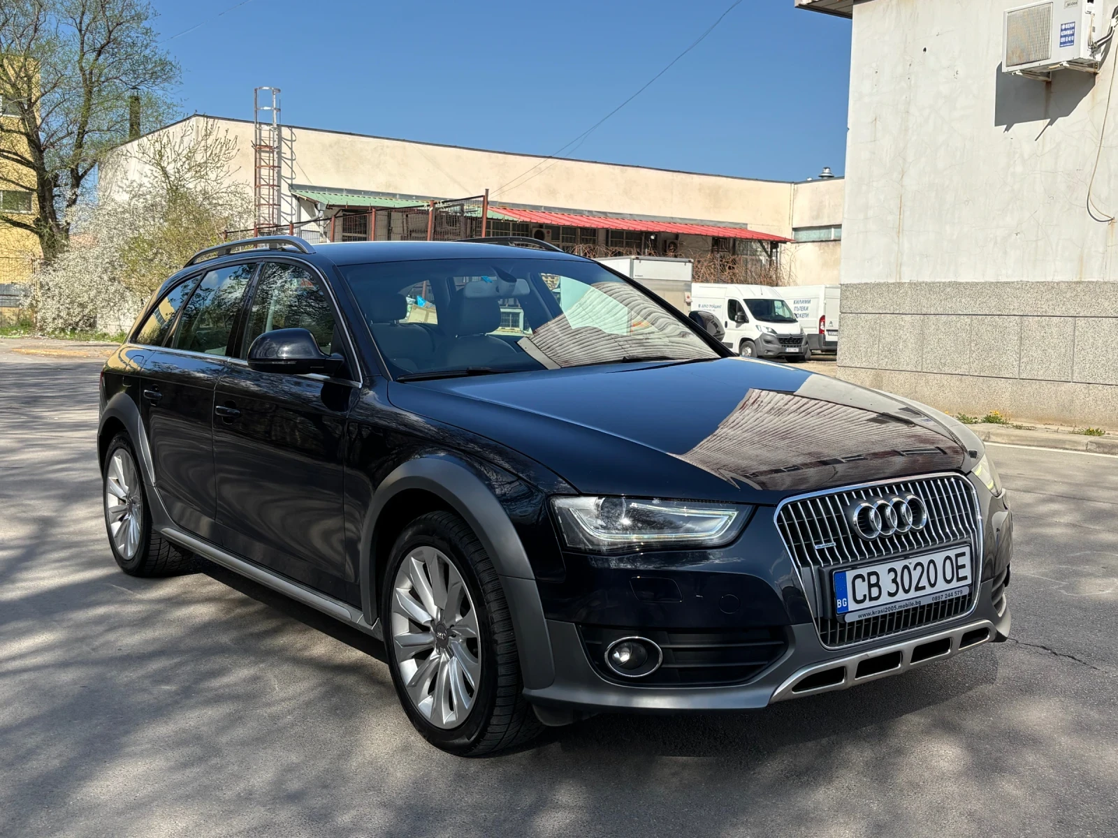Audi A4 Allroad 2.0TDI QUATTRO B&O XENON NAVI S-TRONIC, снимка 3 - Автомобили и джипове - 54228669