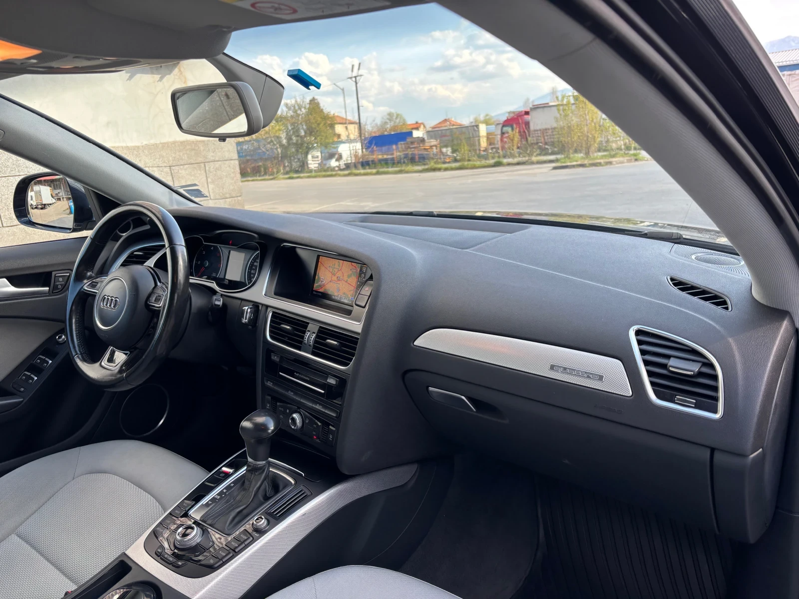 Audi A4 Allroad 2.0TDI QUATTRO B&O XENON NAVI S-TRONIC, снимка 12 - Автомобили и джипове - 54228669
