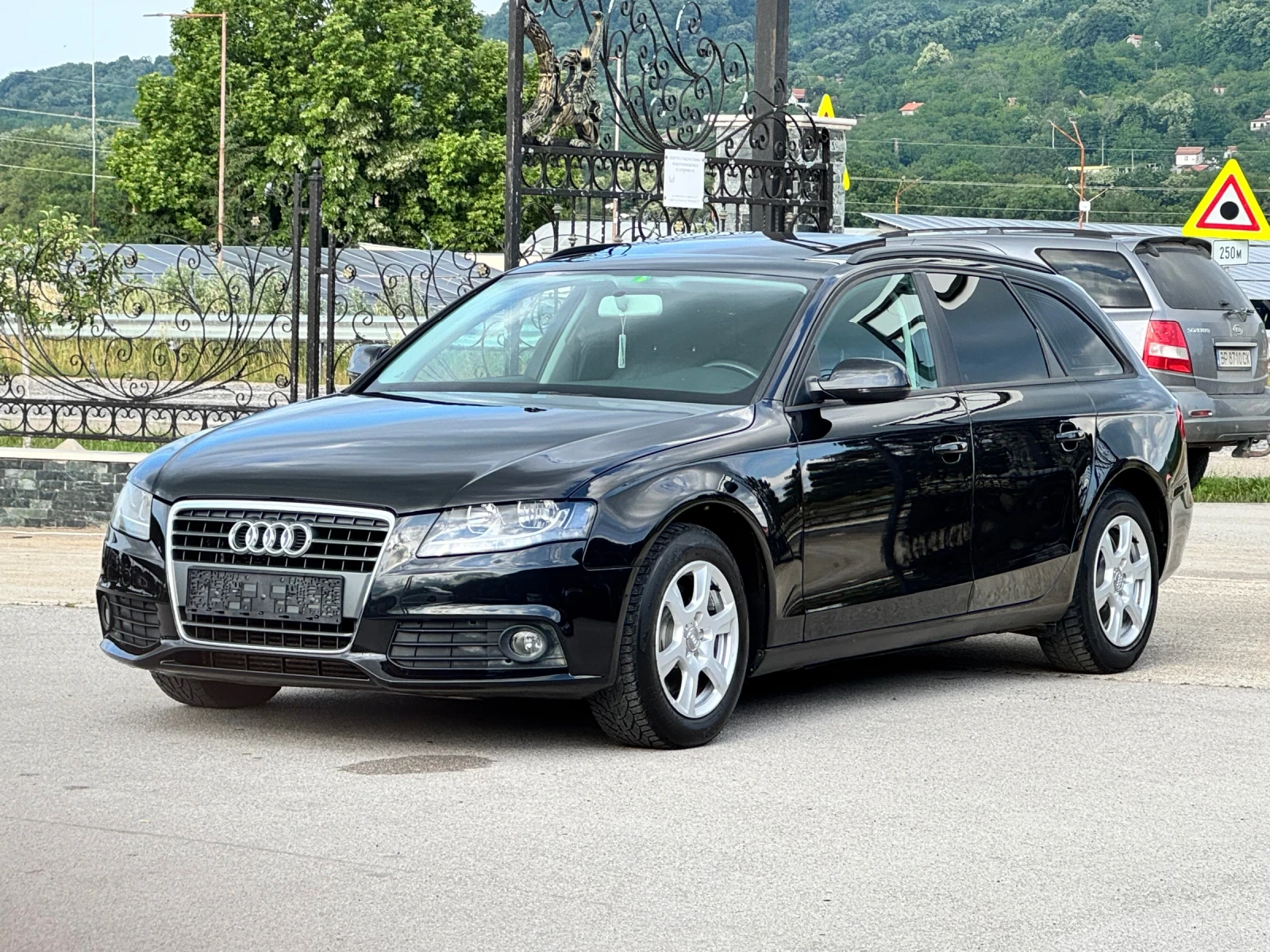 Audi A4 2.0TDI АВТОМАТ ПАНОРАМА