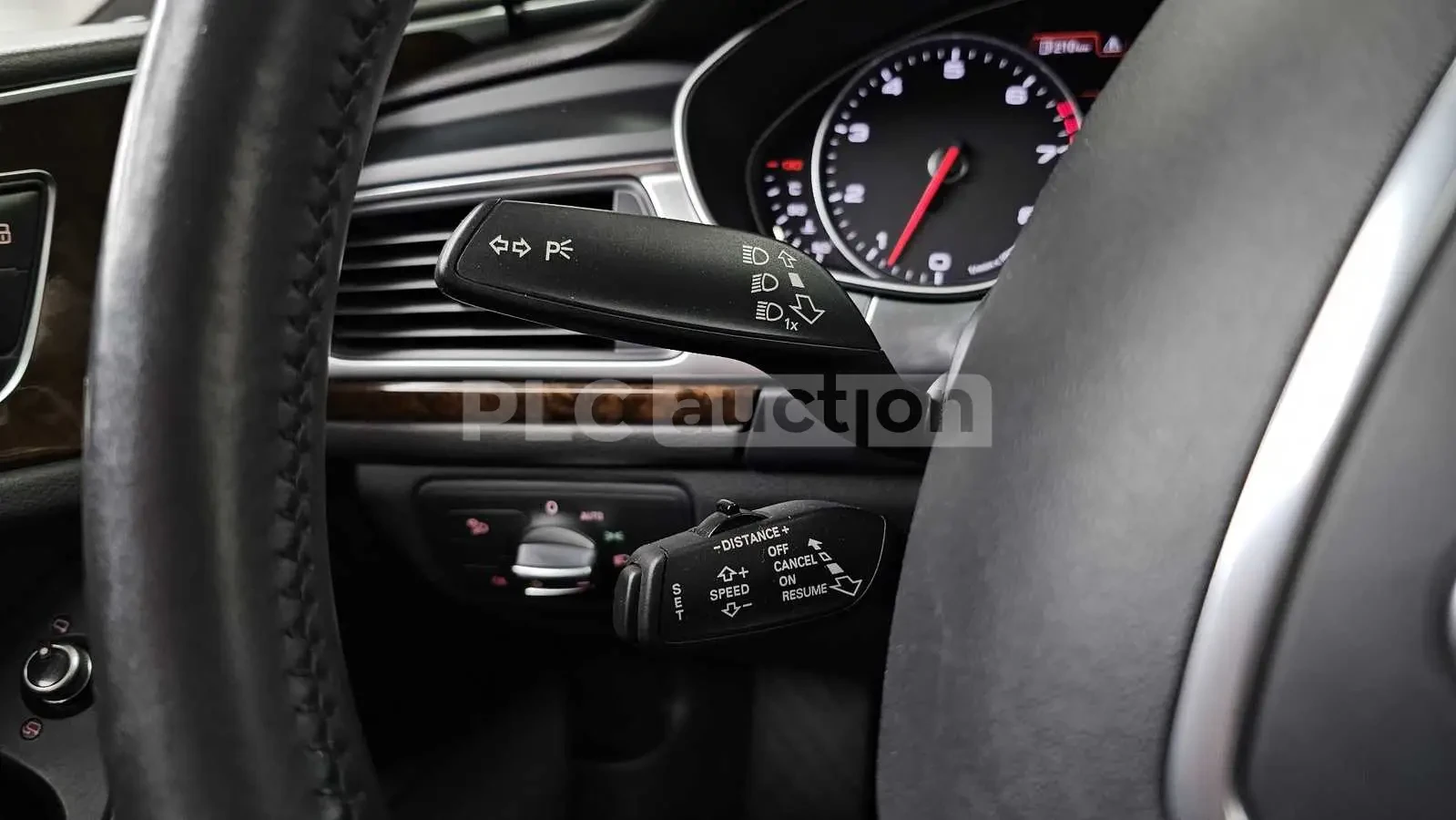 Audi A6 3.0TFSI !!ПОДРЕВИ!! !!ДИСТРОНИК!! !!ПАНОРАМА!!, снимка 16 - Автомобили и джипове - 54893234